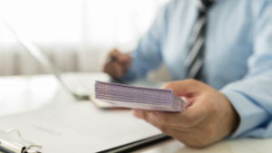 na-co-zwrocic-uwage-biorac-chwilowki-online