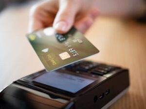 Karta kredytowa — czym jest i jak jej używać